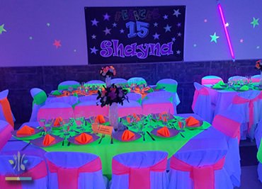 tematica neon quince años