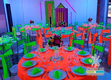 tematicas para quince años y cumpleños neon tomorrowland vintage tematicas casino hollywood